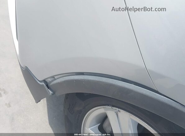 KL7CJLSB2LB009945 2020 CHEVROLET TRAX Silver Вид спереду