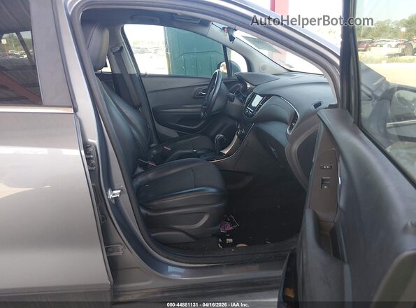 KL7CJLSB6KB847376 2019 CHEVROLET TRAX Серый Вид салона спереди