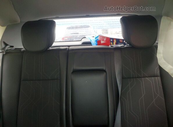 KL7CJLSB8LB340514 2020 CHEVROLET TRAX Red Widok tylnych siedzeń