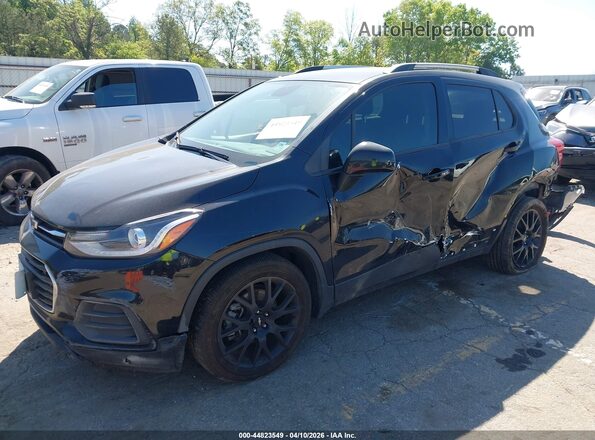 KL7CJLSM7NB528591 2022 CHEVROLET TRAX Черный Передняя левая четверть