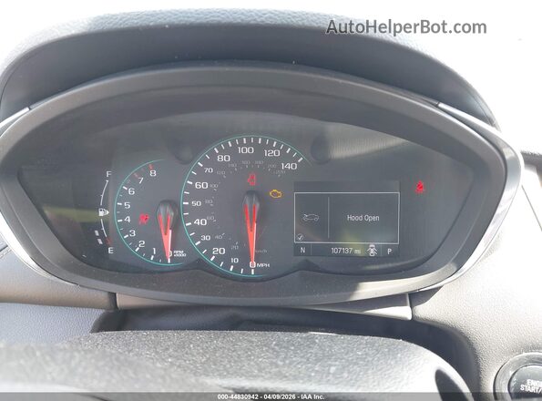 KL7CJPSB2JB647679 2018 CHEVROLET TRAX Gray Widok tylnych siedzeń