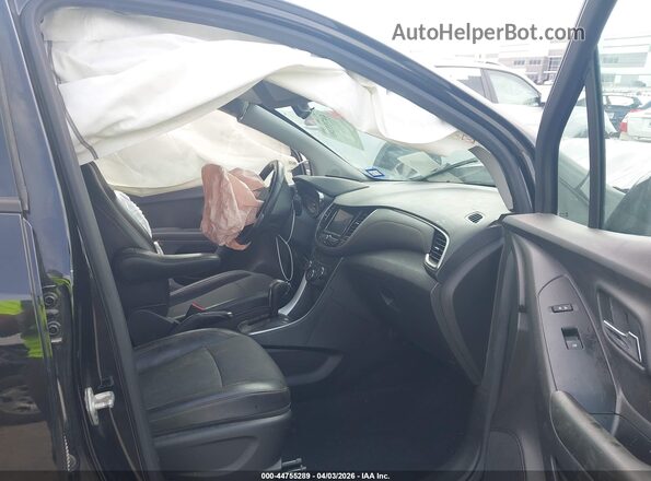 KL7CJPSB9MB349022 2021 CHEVROLET TRAX Черный Вид салона спереди
