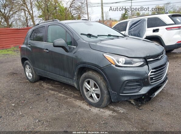 KL7CJPSBXJB581267 2018 CHEVROLET TRAX Серый Передняя правая четверть