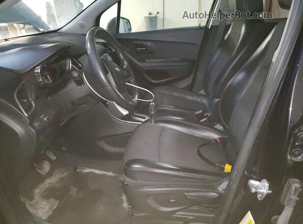 KL7CJPSM1MB372540 2021 CHEVROLET TRAX Black Widok wnętrza z przodu