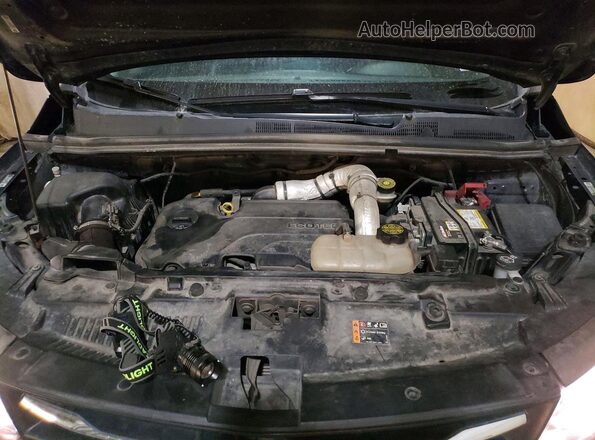 KL7CJPSM1MB372540 2021 CHEVROLET TRAX Black Widok komory silnika