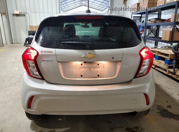 KL8CB6SA2LC451393 2020 CHEVROLET SPARK Кремовый Вид сзади