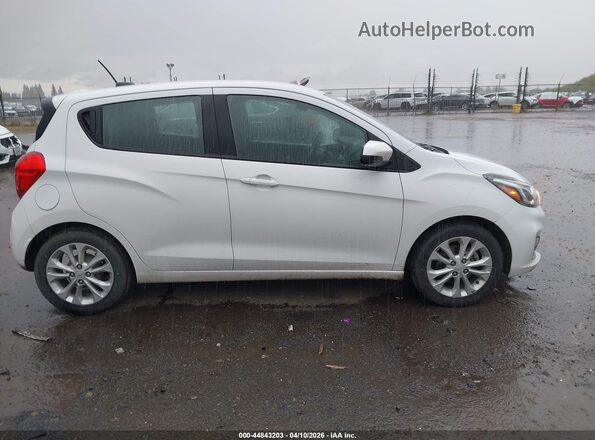 KL8CD6SA1LC439245 2020 CHEVROLET SPARK Белый Вид задней части салона