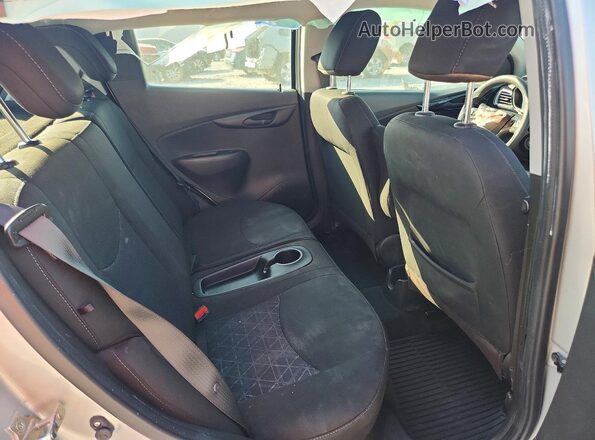 KL8CD6SA4KC736489 2019 CHEVROLET SPARK Серебряный Вид задних сидений