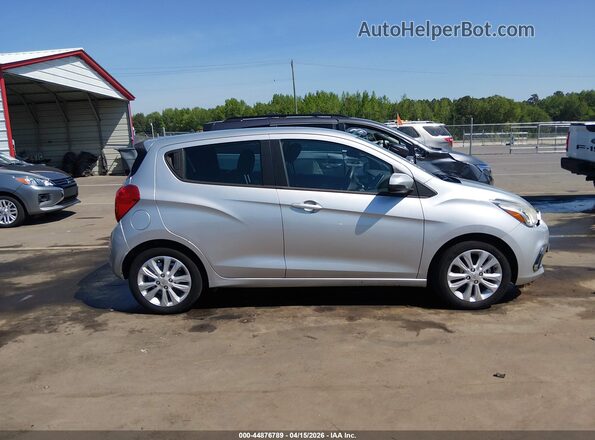 KL8CD6SA5JC421909 2018 CHEVROLET SPARK Silver Widok wnętrza z tyłu