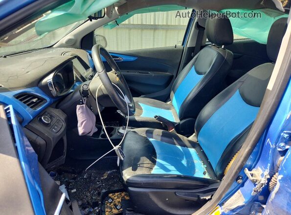 KL8CF6SA4JC428487 2018 CHEVROLET SPARK Синий Вид салона спереди