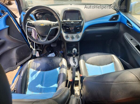 KL8CF6SA4JC428487 2018 CHEVROLET SPARK Синий Вид панели приборов