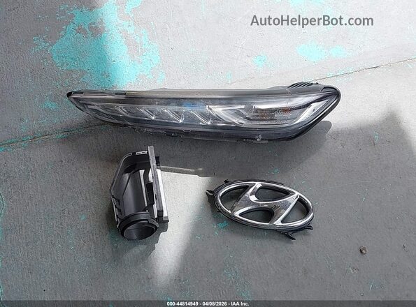 KM8K12AA7LU443652 2020 HYUNDAI KONA Белый Вид щитка приборов
