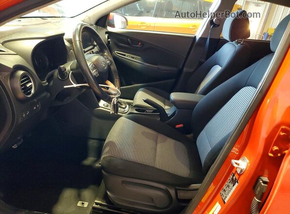 KM8K2CAA2LU514002 2020 HYUNDAI KONA Orange Widok wnętrza z przodu