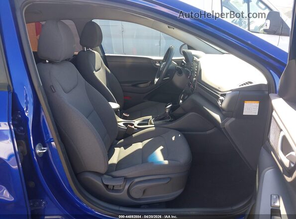 KMHC65LC1LU215121 2020 HYUNDAI IONIQ HYBRID Blue წინა სალონის ხედი