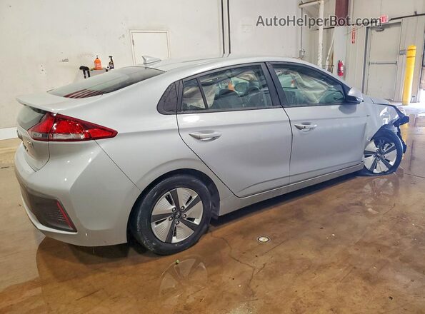 KMHC65LC3MU246498 2021 HYUNDAI IONIQ Серебряный Задняя правая четверть