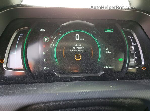 KMHC75LC2MU250992 2021 HYUNDAI IONIQ Red Սարքավորումների վահանակի տեսք