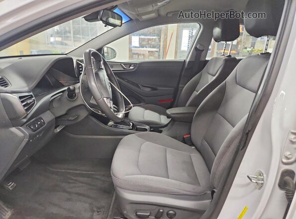 KMHC75LC5LU212705 2020 HYUNDAI IONIQ White წინა სალონის ხედი