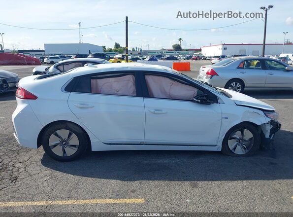 KMHC75LC6LU231456 2020 HYUNDAI IONIQ HYBRID White Vista interior trasera