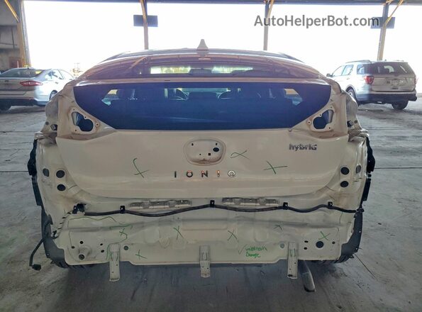 KMHC85LC7HU017886 2017 HYUNDAI IONIQ Белый Вид сзади