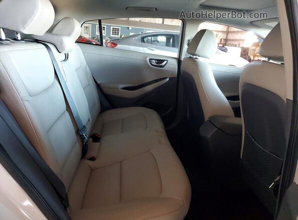 KMHC85LC7HU017886 2017 HYUNDAI IONIQ Белый Вид задних сидений