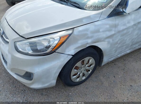KMHCT4AE4GU041803 2016 HYUNDAI ACCENT White Vista frontal
