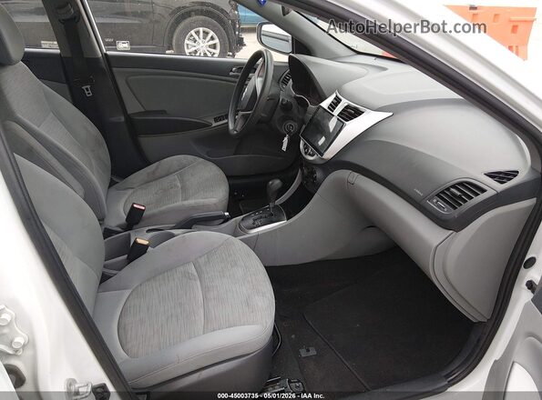 KMHCT4AE6GU012593 2016 HYUNDAI ACCENT White Vista interior delantera
