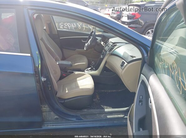 KMHD35LH3GU293379 2016 HYUNDAI ELANTRA GT Синий Вид салона спереди