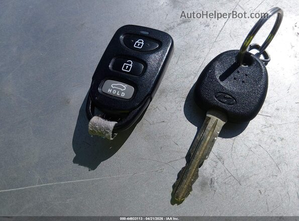 KMHD84LF2HU068978 2017 HYUNDAI ELANTRA Синий Вид панели приборов