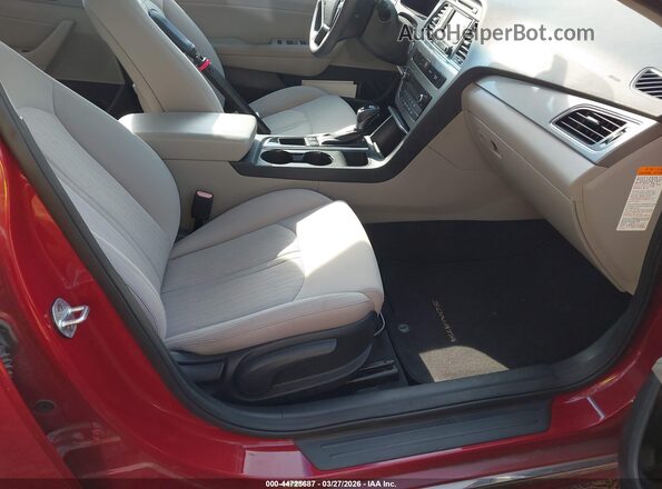 KMHE24L18GA036675 2016 HYUNDAI SONATA HYBRID Красный Вид салона спереди