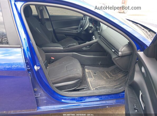 KMHLL4DG8RU824140 2024 HYUNDAI ELANTRA Blue Vista interior delantera