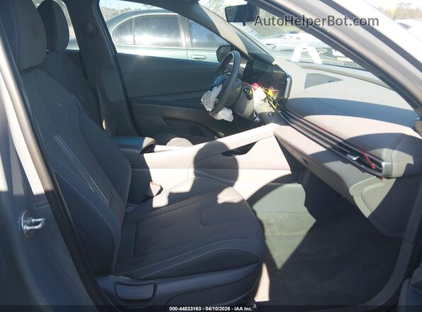 KMHLS4AG3PU447446 2023 HYUNDAI ELANTRA Pewter Вид салона спереди