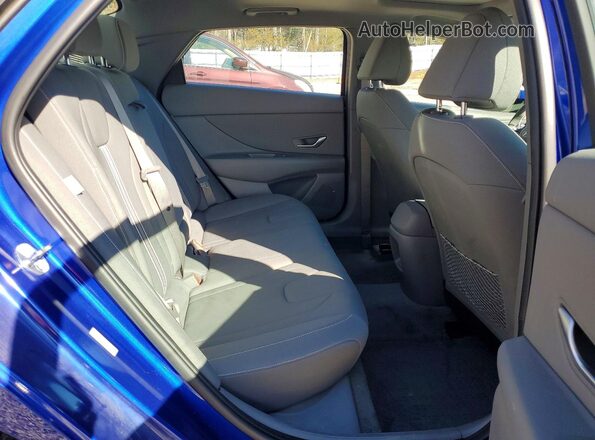 KMHLS4DG5RU670781 2024 HYUNDAI ELANTRA Blue Vista de los asientos traseros