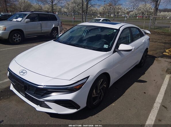 KMHLS4DGXRU699838 2024 HYUNDAI ELANTRA Белый Передняя левая четверть