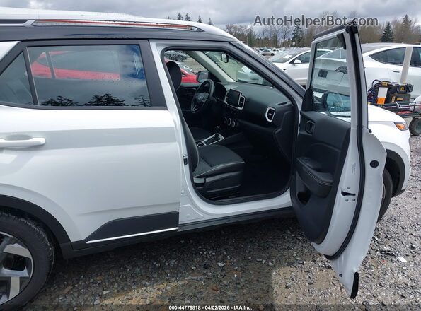 KMHRC8A37TU419994 2026 HYUNDAI VENUE White Widok wnętrza z przodu