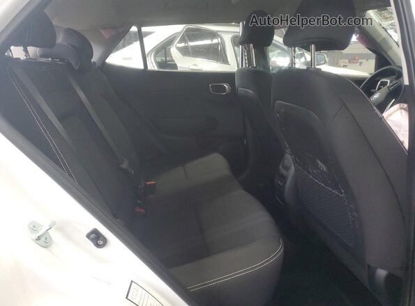 KMHRC8A3XTU424607 2026 HYUNDAI VENUE Белый 