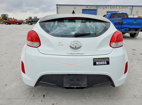 KMHTC6AD0GU256002 2016 HYUNDAI VELOSTER White Вид ззаду