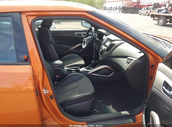 KMHTC6AD7GU252707 2016 HYUNDAI VELOSTER Orange წინა სალონის ხედი
