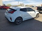 2020 Hyundai Veloster 2.0l Белый vin: KMHTG6AF0LU028727