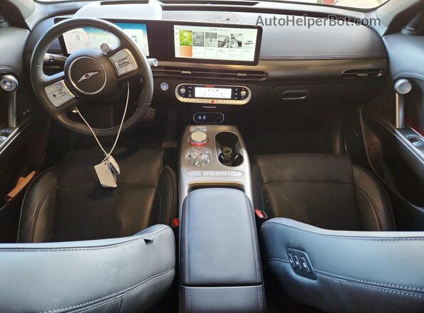 KMUKCDTC4PU014612 2023 GENESIS GV60 Yellow Dashboard view