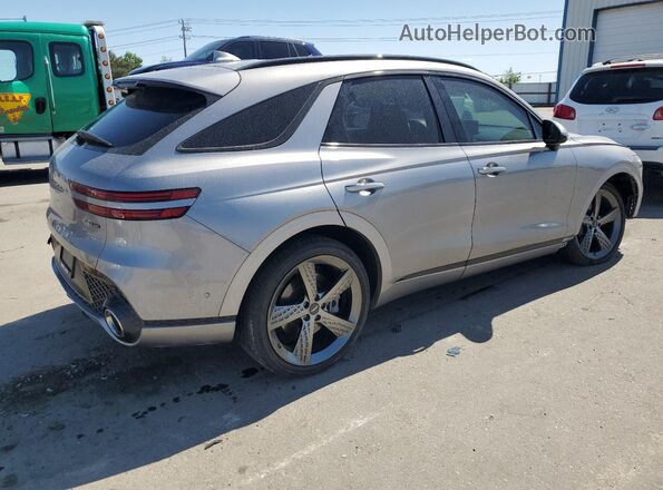 KMUMCDTC3NU032380 2022 GENESIS GV70 Silver Tył prawy