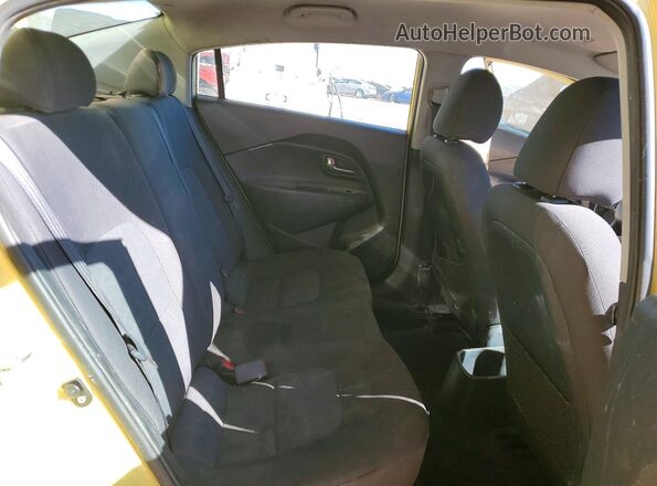 KNADM4A33G6544888 2016 KIA RIO Желтый Вид задних сидений