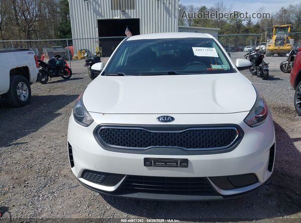 KNDCB3LC2H5080477 2017 KIA NIRO Белый Вид спереди