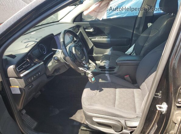 KNDCB3LC2M5469159 2021 KIA NIRO Черный Вид салона спереди