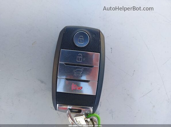 KNDCB3LC5K5325232 2019 KIA NIRO White Widok deski rozdzielczej