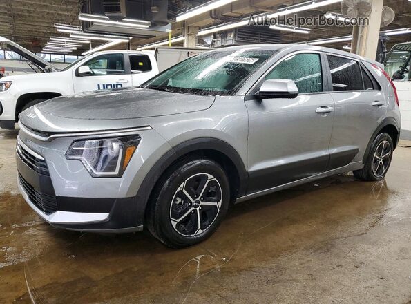 KNDCP3LE0T5321500 2026 KIA NIRO Gray Առջևի ձախ երեք քառորդ տեսարան