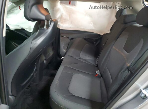 KNDCP3LE0T5321500 2026 KIA NIRO Gray Հետևի նստատեղերի տեսք