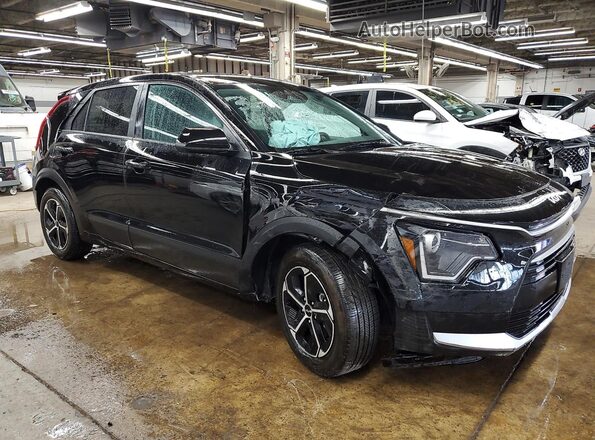 KNDCP3LE1T5319688 2026 KIA NIRO Black 