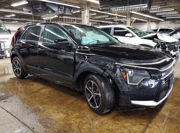 KNDCP3LE1T5319688 2026 KIA NIRO Black Przód prawy