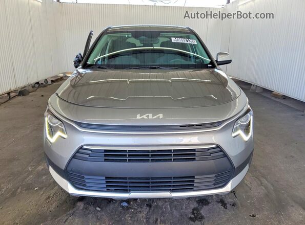 KNDCP3LE5T5337983 2026 KIA NIRO Gray Widok z przodu
