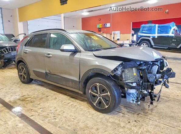 KNDCP3LE7R5155632 2024 KIA NIRO Gray Przód prawy